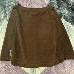 Melanzana skirt size small